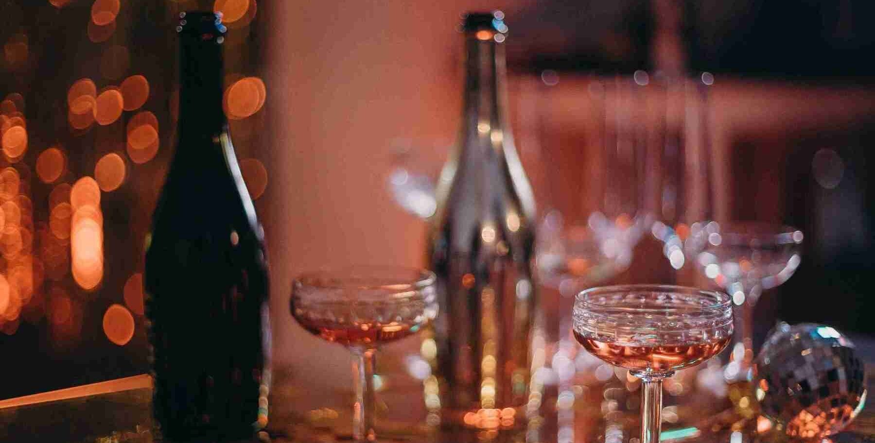 Champagne Party Theme - New Year party themes